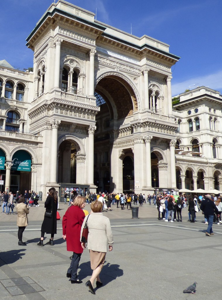 galleria-vittorio-emanuele-front-view