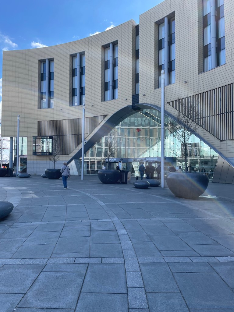 Dundee Station